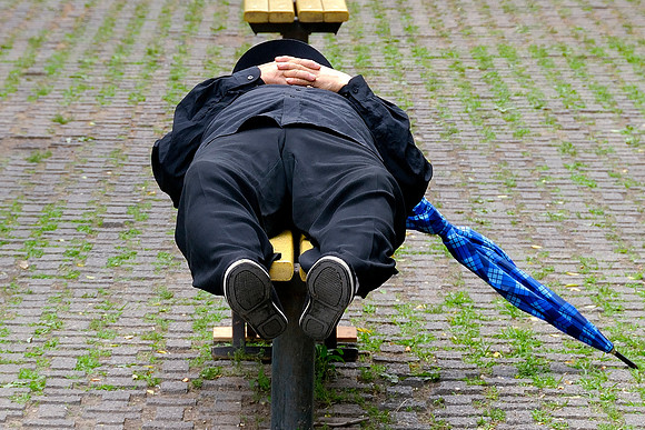 Resting in Tiantan park