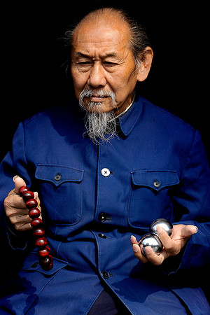 Meditating in Tiantan Park
